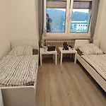 Lejlighed Work And Iam 90 Qm 3 Schlafzimmer 7 Betten Mit Balkon Und Kraftraum