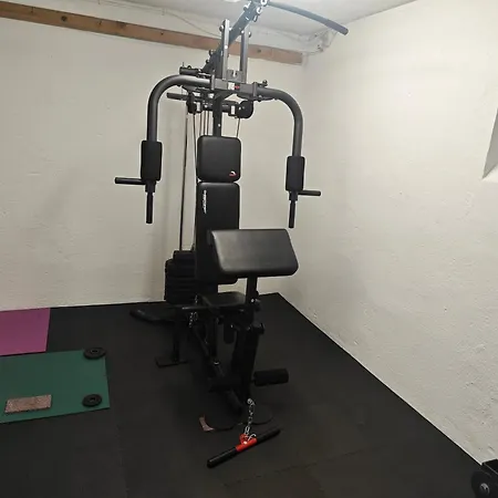 아파트 Work And Iam 90 Qm 3 Schlafzimmer 7 Betten Mit Balkon Und Kraftraum *