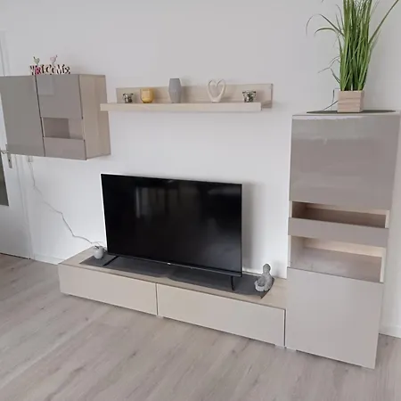 아파트 Work And Iam 90 Qm 3 Schlafzimmer 7 Betten Mit Balkon Und Kraftraum *