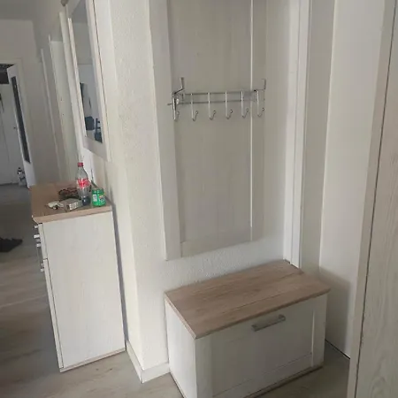 Work And Iam 90 Qm 3 Schlafzimmer 7 Betten Mit Balkon Und Kraftraum