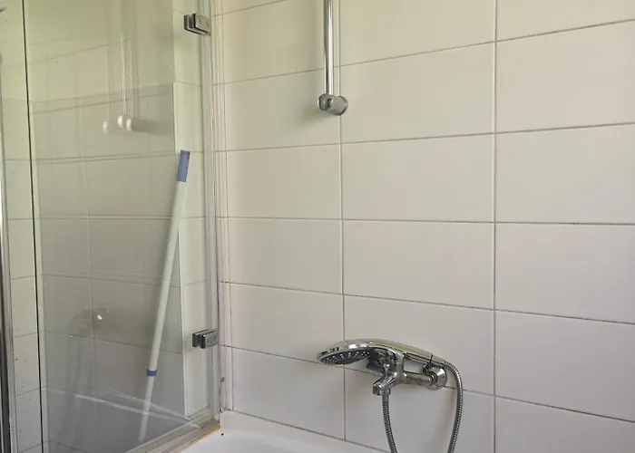 Work And Iam 90 Qm 3 Schlafzimmer 7 Betten Mit Balkon Und Kraftraum Plettenberg